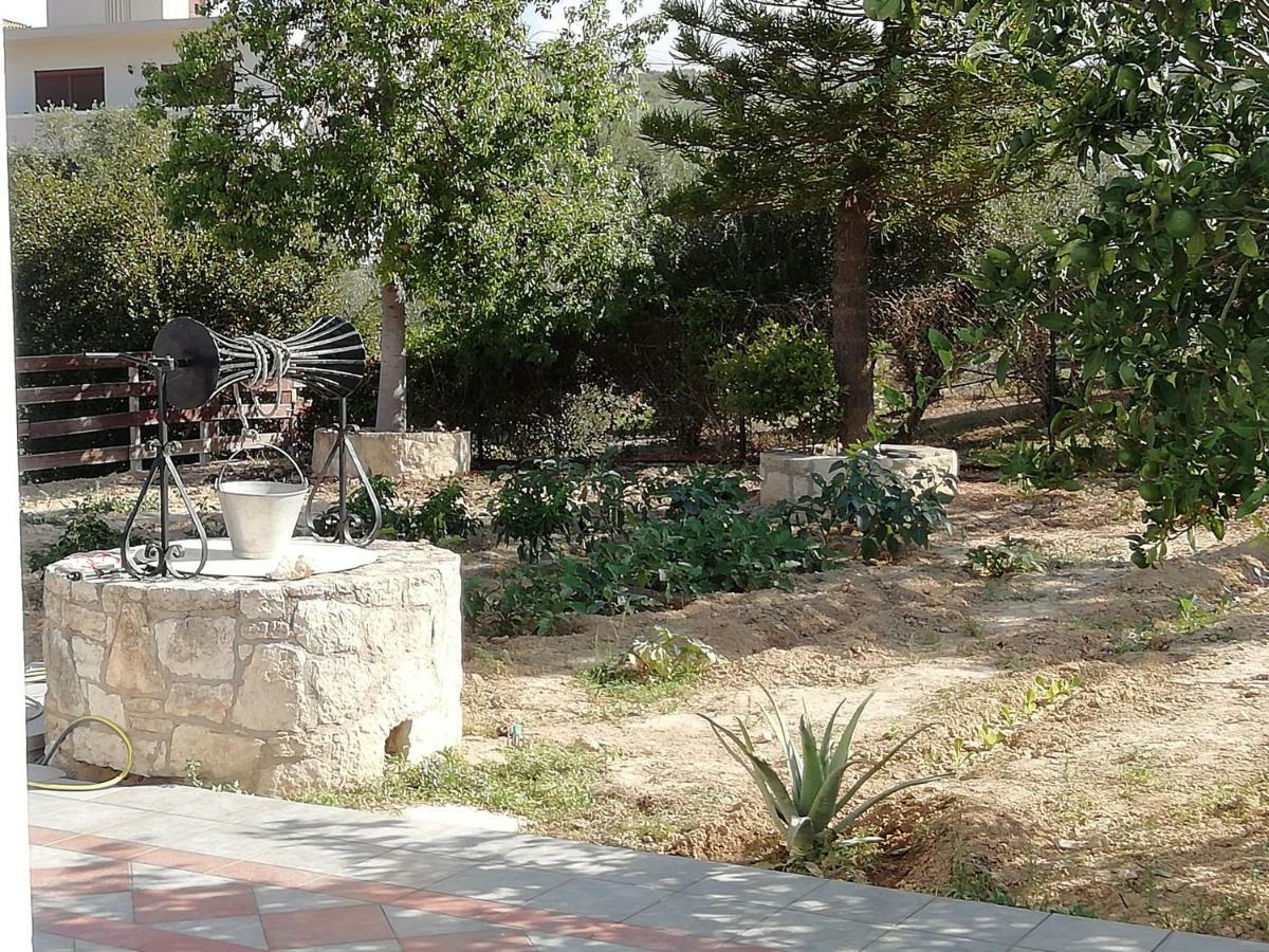 Eden Garden Villa Near Knossos Skalanion ภายนอก รูปภาพ